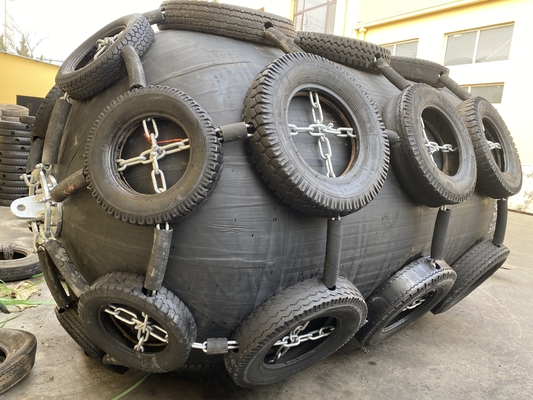 Natural Rubber Air Filled Pneumatic Rubber Fenders With 6-10 Years Lifespan