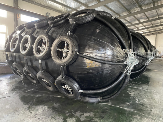 50 Kpa 80 Kpa Marine Boat Fenders Rubber Fenders For Docks