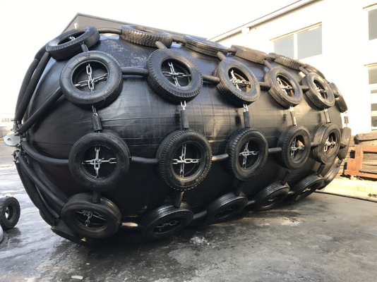 50kpa 80kpa Yokohama Rubber Fender Berthing Ship Protection Dock