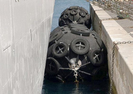 Rubber Pneumatic Fenders For Ships Floating Yokohama Offshore Fender