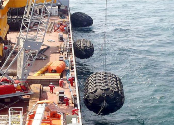 Mooring Boat Floating Fender Yokohama Dock Bumper Marine Rubber Fenders